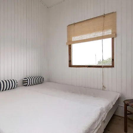 6 Person Holiday In Dom wakacyjny Fåborg